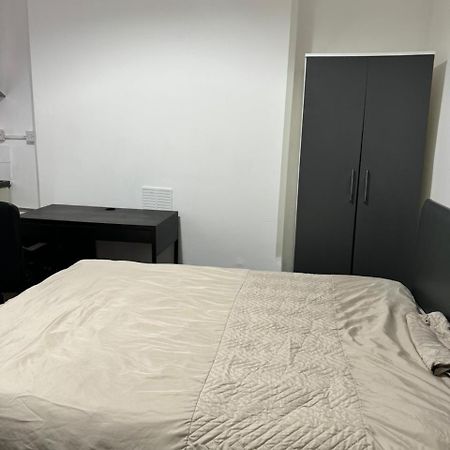 Nice Ensuite Near Cricket Ground Ноттингем Экстерьер фото